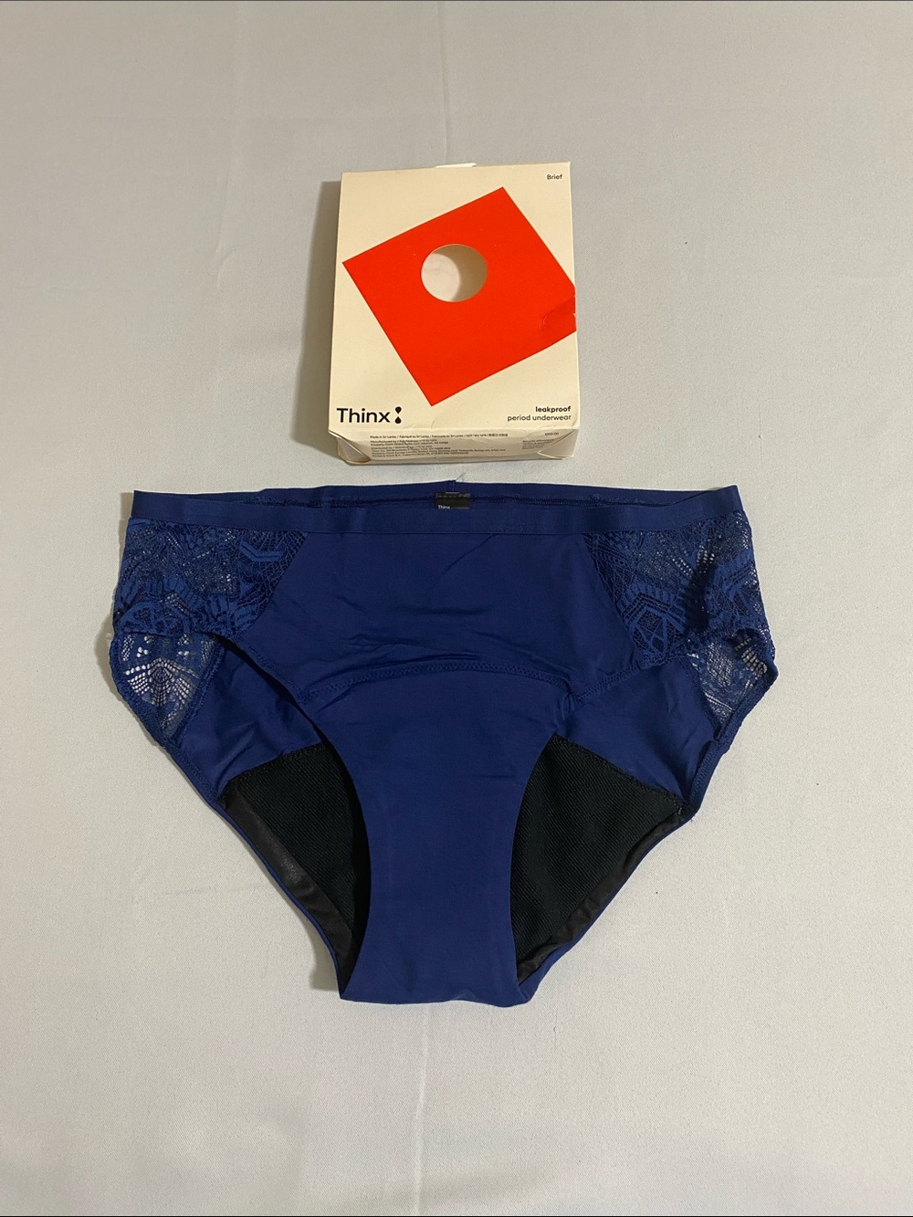 THINX Leakproof Period Underwear Brief Slip w Lacey Sides Women's Size M
